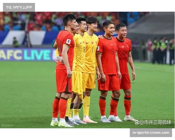 中超争冠格局明朗化 上海双雄将悬念保留至末轮 中超争冠格局明朗化 上海双雄将悬念保留至末轮